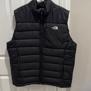 The North Face Vest NWOT XXL